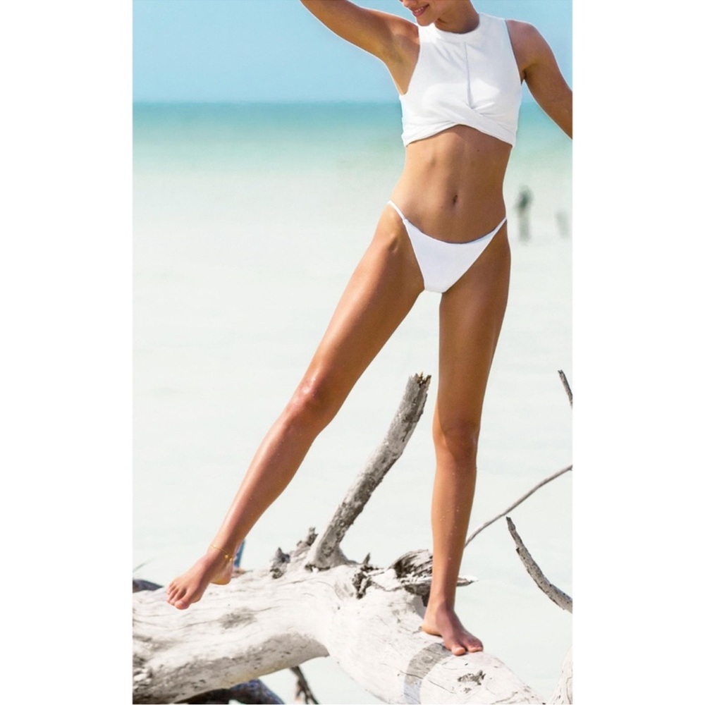 NWOT Tori Praver Emmy White Bikini top size XS